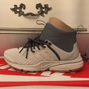 Nike presto mid utility